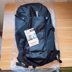 Thule AllTrail Hydration Pack 22L Black